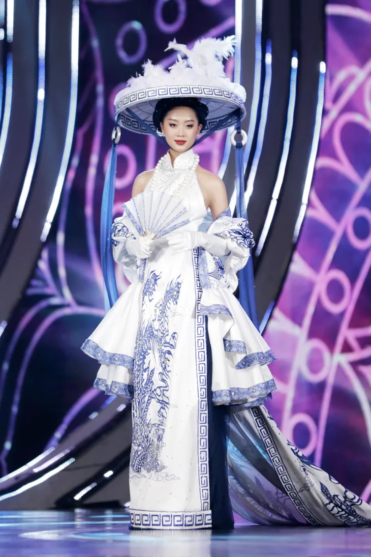 Những bộ trang phục văn hóa dân tộc ấn tượng tại Miss Grand Vietnam 2022 - Ảnh 15. Những bộ trang phục văn hóa dân tộc ấn tượng tại Miss Grand Vietnam 2022 - Ảnh 15.