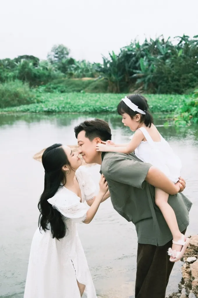 Trường Giang, Nhã Phương kỷ niệm 4 năm ngày cưới - Ảnh 6. Trường Giang, Nhã Phương kỷ niệm 4 năm ngày cưới - Ảnh 6.