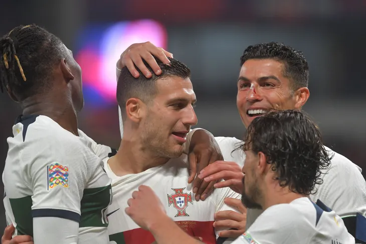 Kết quả UEFA Nations League sáng 25/9: ĐT Bồ Đào Nha thắng Czech, Tây Ban Nha thua Thụy Sĩ - Ảnh 2. Kết quả UEFA Nations League sáng 25/9: ĐT Bồ Đào Nha thắng Czech, Tây Ban Nha thua Thụy Sĩ - Ảnh 2.