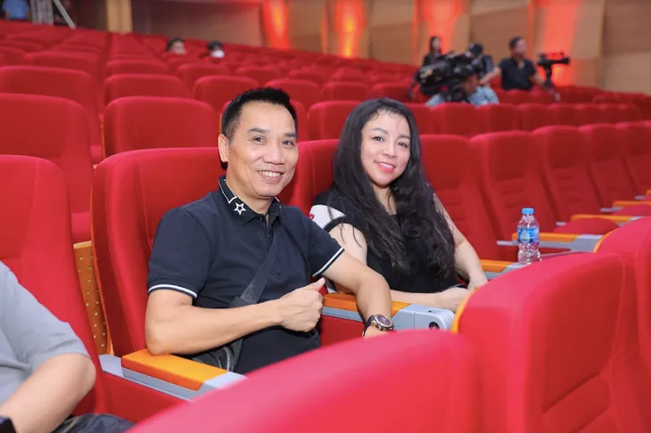 Top 14 Sao Mai 2022 hối hả tập luyện trước giờ G đêm thi thứ hai - Ảnh 23. Top 14 Sao Mai 2022 hối hả tập luyện trước giờ G đêm thi thứ hai - Ảnh 23.