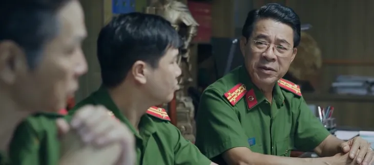 Đấu trí - Tập 50: Đại tá Giang nghi ngờ công an tỉnh Đông Bình có nội gián - Ảnh 10. Đấu trí - Tập 50: Đại tá Giang nghi ngờ công an tỉnh Đông Bình có nội gián - Ảnh 10.