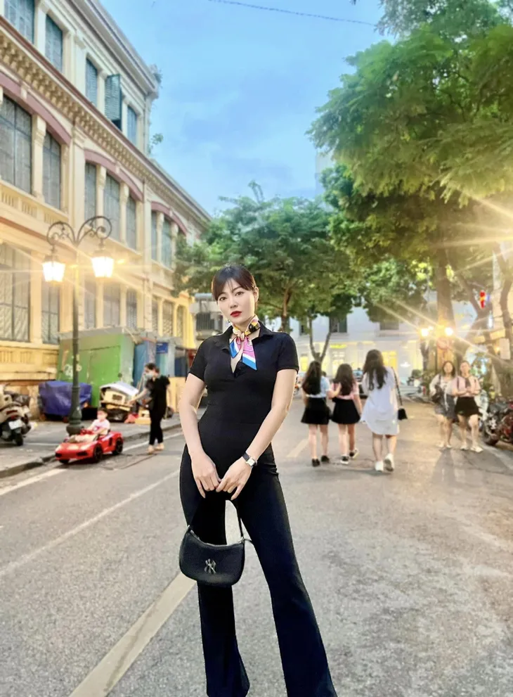Sao Việt 26/9: Phan Mạnh Quỳnh trở lại Vpop, Bảo Thanh tậu xế hộp - Ảnh 5. Sao Việt 26/9: Phan Mạnh Quỳnh trở lại Vpop, Bảo Thanh tậu xế hộp - Ảnh 5.