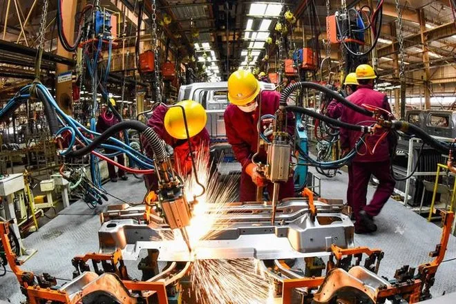 Việt Nam nổi lên như một điểm sáng kinh tế hiếm hoi - Ảnh 1. Việt Nam nổi lên như một điểm sáng kinh tế hiếm hoi - Ảnh 1.