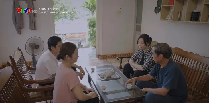 Ga-ra hạnh phúc - Tập 24: Sinh nhật Vân vui hết nấc nhưng cũng là lúc tai họa ập đến? - Ảnh 2. Ga-ra hạnh phúc - Tập 24: Sinh nhật Vân vui hết nấc nhưng cũng là lúc tai họa ập đến? - Ảnh 2.