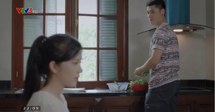 Ga-ra hạnh phúc - Tập 24: Sinh nhật Vân vui hết nấc nhưng cũng là lúc tai họa ập đến? - Ảnh 9. Ga-ra hạnh phúc - Tập 24: Sinh nhật Vân vui hết nấc nhưng cũng là lúc tai họa ập đến? - Ảnh 9.