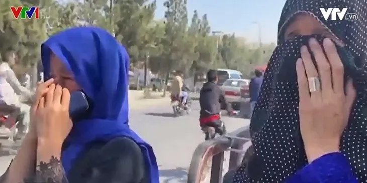 Đánh bom liều chết tại Afghanistan khiến hơn 50 người thương vong - Ảnh 1. Đánh bom liều chết tại Afghanistan khiến hơn 50 người thương vong - Ảnh 1.