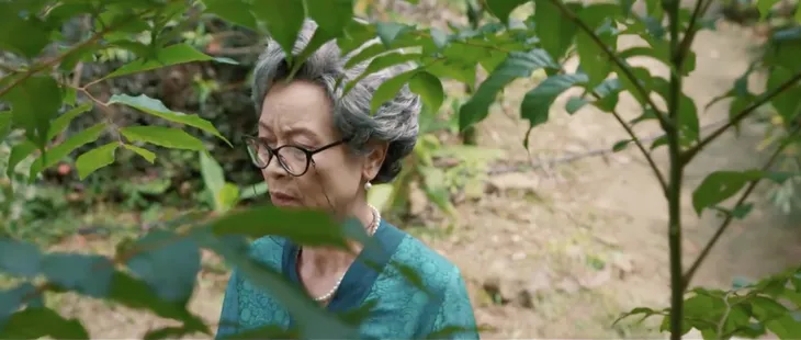 Thông gia ngõ hẹp - Tập 4: Ông Phúc bịa chuyện cụ Thập mắc bệnh Alzheimer lừa mọi người - Ảnh 14. Thông gia ngõ hẹp - Tập 4: Ông Phúc bịa chuyện cụ Thập mắc bệnh Alzheimer lừa mọi người - Ảnh 14.