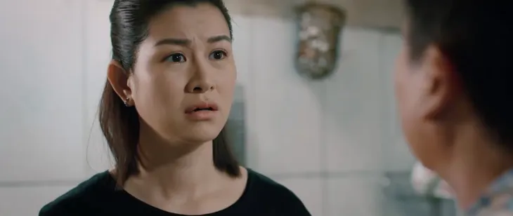 Thông gia ngõ hẹp - Tập 4: Ông Phúc bịa chuyện cụ Thập mắc bệnh Alzheimer lừa mọi người - Ảnh 19. Thông gia ngõ hẹp - Tập 4: Ông Phúc bịa chuyện cụ Thập mắc bệnh Alzheimer lừa mọi người - Ảnh 19.