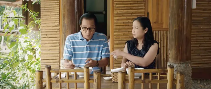 Thông gia ngõ hẹp - Tập 4: Ông Phúc bịa chuyện cụ Thập mắc bệnh Alzheimer lừa mọi người - Ảnh 26. Thông gia ngõ hẹp - Tập 4: Ông Phúc bịa chuyện cụ Thập mắc bệnh Alzheimer lừa mọi người - Ảnh 26.