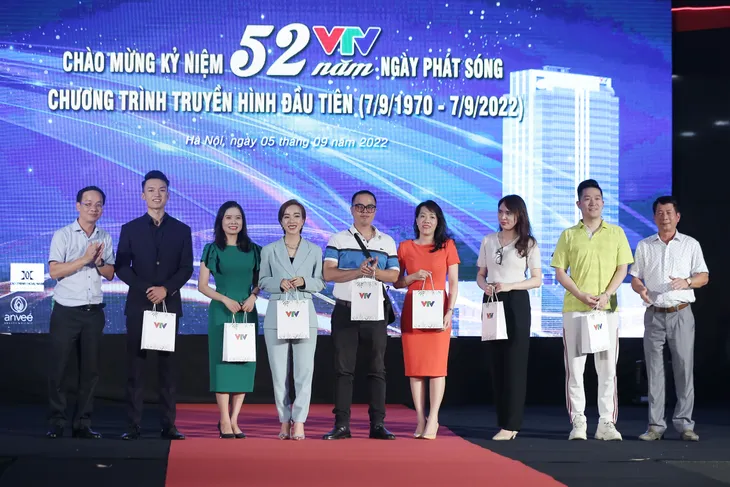 BTV Quỳnh Anh giành giải đặc biệt Vẻ đẹp VTV 2022 - Ảnh 7. BTV Quỳnh Anh giành giải đặc biệt Vẻ đẹp VTV 2022 - Ảnh 7.