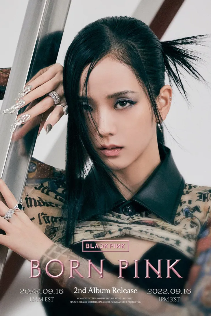 BLACKPINK hé lộ tạo hình đầu tiên cho album trở lại BORN PINK - Ảnh 4. BLACKPINK hé lộ tạo hình đầu tiên cho album trở lại BORN PINK - Ảnh 4.