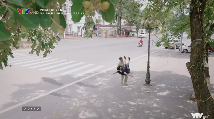 Ga-ra hạnh phúc: Cười lăn lộn màn tấu hài của Duy Hưng với “gã mù qua đường” Doãn Quốc Đam - Ảnh 11. Ga-ra hạnh phúc: Cười lăn lộn màn tấu hài của Duy Hưng với “gã mù qua đường” Doãn Quốc Đam - Ảnh 11.