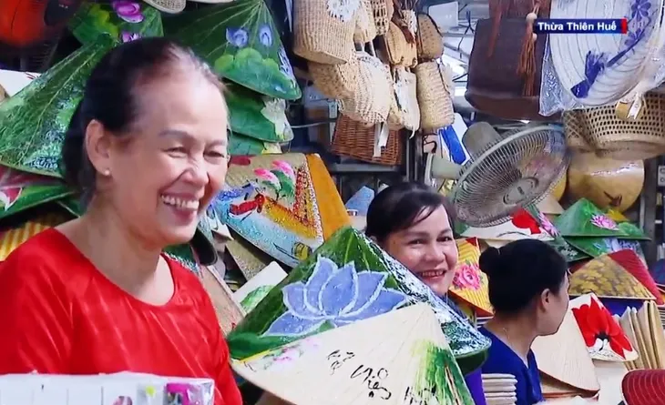 3 không, 2 có - Sáng kiến góp phần thay áo mới cho chợ Đông Ba - Ảnh 1.