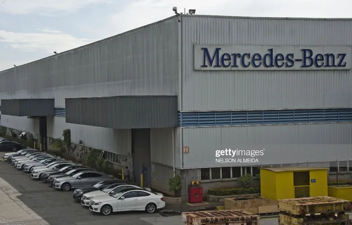 Mercedes-Benz sa thải 3.600 công nhân ở Brazil - Ảnh 1. Mercedes-Benz sa thải 3.600 công nhân ở Brazil - Ảnh 1.