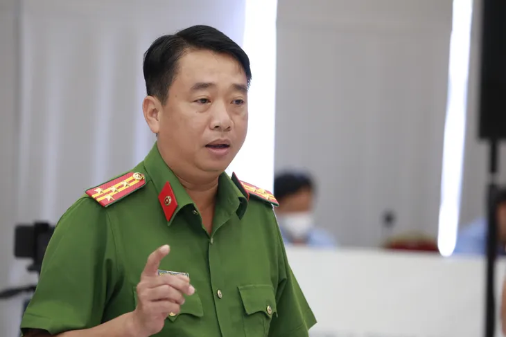 Bình Dương họp báo thông tin vụ cháy quán karaoke làm hơn 30 người chết - Ảnh 6. Bình Dương họp báo thông tin vụ cháy quán karaoke làm hơn 30 người chết - Ảnh 6.