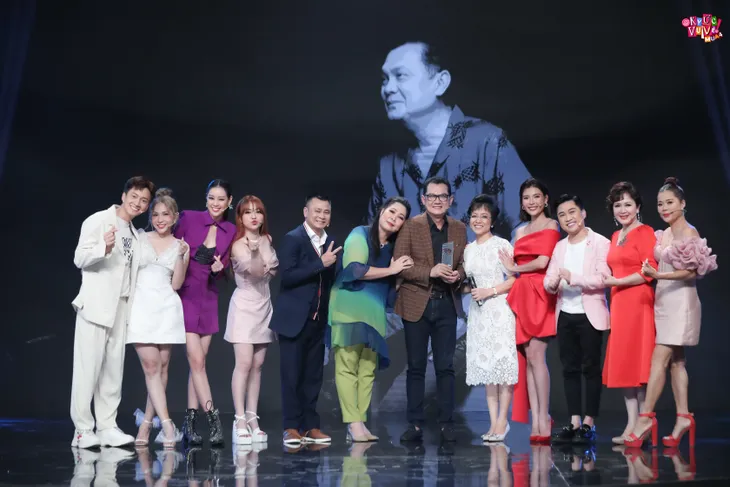NSƯT Hữu Châu hé lộ lý do bất ngờ tham gia Ký ức vui vẻ - Ảnh 1. NSƯT Hữu Châu hé lộ lý do bất ngờ tham gia Ký ức vui vẻ - Ảnh 1.