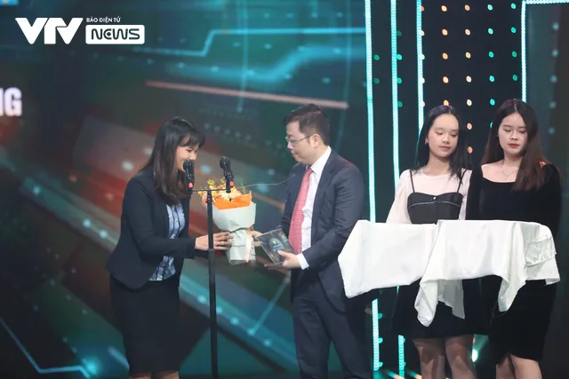 Nhà báo Nguyễn Ngân: Chúng tôi sẽ tiếp tục đi về phía khán giả - Ảnh 1. Nhà báo Nguyễn Ngân: Chúng tôi sẽ tiếp tục đi về phía khán giả - Ảnh 1.