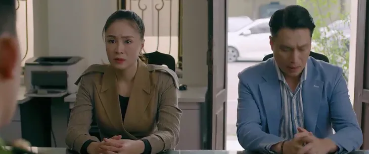 Hành trình công lý - Tập 40: Mẹ Hà quấy nhiễu gia đình Phương, bé Thư lên cơ đau tim ngất xỉu - Ảnh 38. Hành trình công lý - Tập 40: Mẹ Hà quấy nhiễu gia đình Phương, bé Thư lên cơ đau tim ngất xỉu - Ảnh 38.