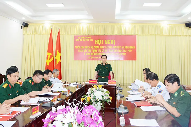 Triển khai nhiệm vụ chống khai thác hải sản bất hợp pháp năm 2023 - Ảnh 1. Triển khai nhiệm vụ chống khai thác hải sản bất hợp pháp năm 2023 - Ảnh 1.