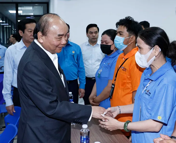 Chủ tịch nước trao quà Tết tặng gia đình chính sách, người nghèo tại Kiên Giang - Ảnh 3. Chủ tịch nước trao quà Tết tặng gia đình chính sách, người nghèo tại Kiên Giang - Ảnh 3.