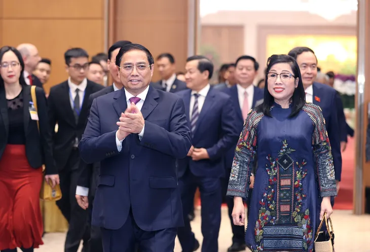 Thủ tướng: Nêu cao tinh thần đoàn kết để tất cả cùng thắng - Ảnh 1. Thủ tướng: Nêu cao tinh thần đoàn kết để tất cả cùng thắng - Ảnh 1.
