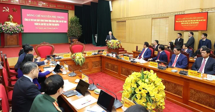 Tổng Bí thư Nguyễn Phú Trọng thăm, chúc Tết tại Thái Nguyên - Ảnh 3. Tổng Bí thư Nguyễn Phú Trọng thăm, chúc Tết tại Thái Nguyên - Ảnh 3.