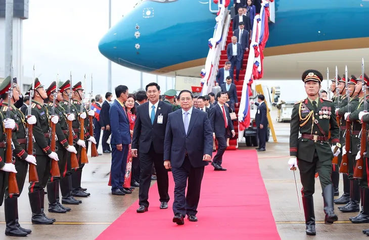 Lễ đón Thủ tướng Phạm Minh Chính thăm chính thức CHDCND Lào - Ảnh 3. Lễ đón Thủ tướng Phạm Minh Chính thăm chính thức CHDCND Lào - Ảnh 3.