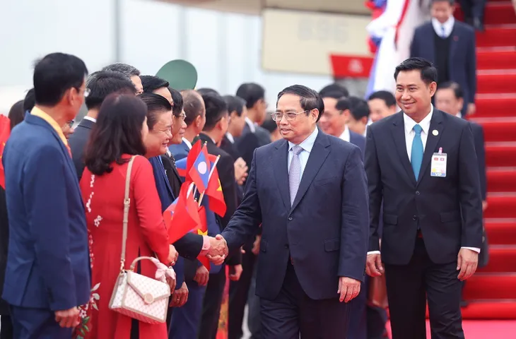 Lễ đón Thủ tướng Phạm Minh Chính thăm chính thức CHDCND Lào - Ảnh 8. Lễ đón Thủ tướng Phạm Minh Chính thăm chính thức CHDCND Lào - Ảnh 8.