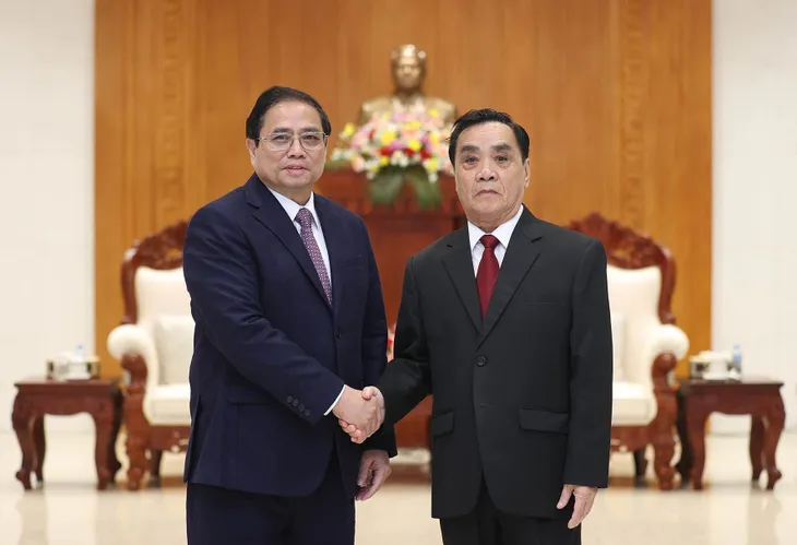 Vun đắp quan hệ hữu nghị vĩ đại Việt Nam - Lào - Ảnh 3. Vun đắp quan hệ hữu nghị vĩ đại Việt Nam - Lào - Ảnh 3.