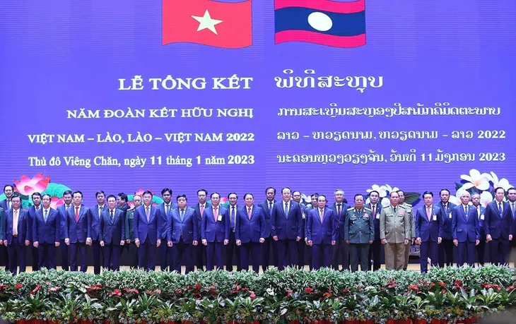 Chuyến thăm chính thức CHDCND Lào của Thủ tướng Phạm Minh Chính đạt kết quả toàn diện, thực chất - Ảnh 1. Chuyến thăm chính thức CHDCND Lào của Thủ tướng Phạm Minh Chính đạt kết quả toàn diện, thực chất - Ảnh 1.