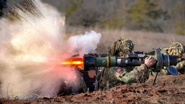 Đức thận trọng trong viện trợ vũ khí cho Ukraine - Ảnh 1. Đức thận trọng trong viện trợ vũ khí cho Ukraine - Ảnh 1.