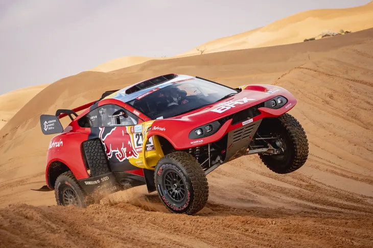 Chặng 13 giải đua xe đường trường Dakar Rally - Ảnh 1. Chặng 13 giải đua xe đường trường Dakar Rally - Ảnh 1.