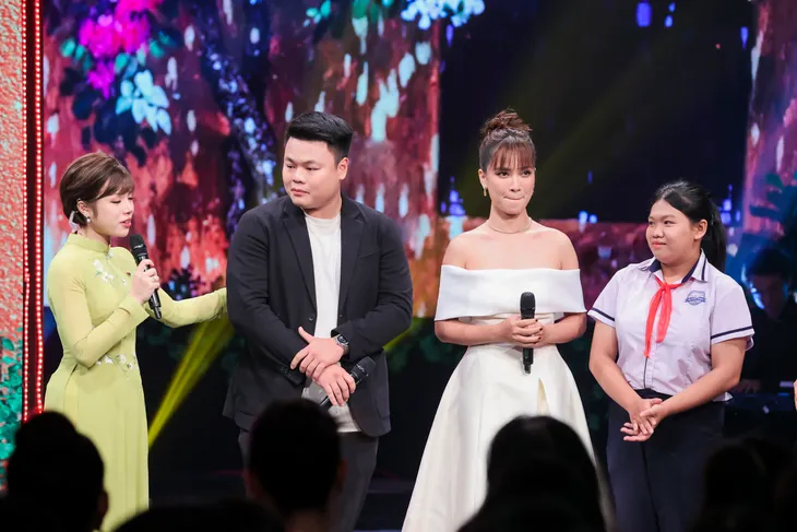 Ấn tượng đêm Gala Cặp lá yêu thương Tết là gia đình - Ảnh 3. Ấn tượng đêm Gala Cặp lá yêu thương Tết là gia đình - Ảnh 3.