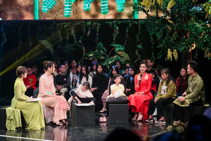Ấn tượng đêm Gala Cặp lá yêu thương Tết là gia đình - Ảnh 5. Ấn tượng đêm Gala Cặp lá yêu thương Tết là gia đình - Ảnh 5.