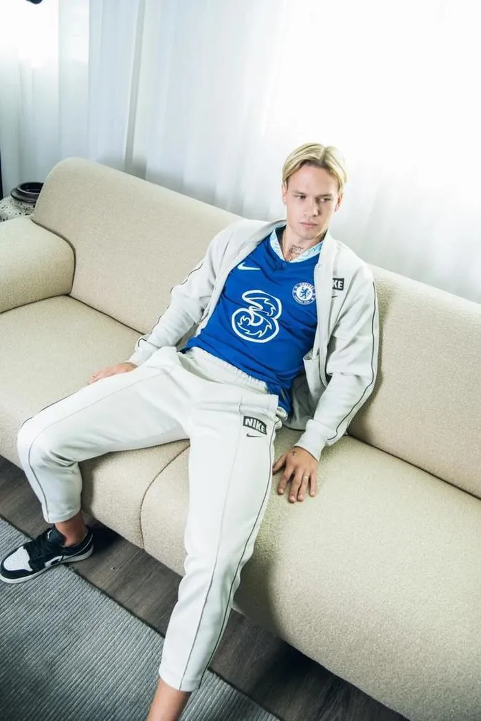 Chelsea chiêu mộ thành công Mykhailo Mudryk - Ảnh 1. Chelsea chiêu mộ thành công Mykhailo Mudryk - Ảnh 1.