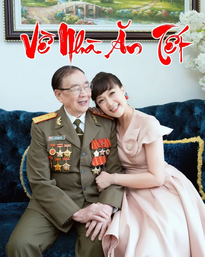 Sao Việt ngày 17/1: MC Thanh Vân Hugo bật mí niềm vui lớn nhất năm 2022, Vân Dung khoe ảnh hiếm bên bố - Ảnh 2. Sao Việt ngày 17/1: MC Thanh Vân Hugo bật mí niềm vui lớn nhất năm 2022, Vân Dung khoe ảnh hiếm bên bố - Ảnh 2.