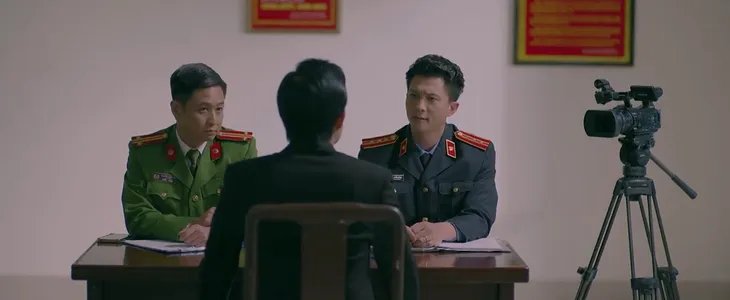 Hành trình công lý - Tập cuối: Hoàng lấy lại trong sạch, Việt bị buộc tội - Ảnh 4. Hành trình công lý - Tập cuối: Hoàng lấy lại trong sạch, Việt bị buộc tội - Ảnh 4.