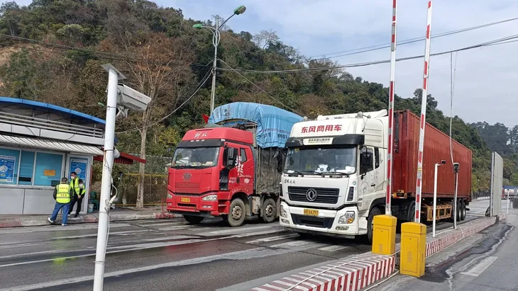 Nhiều cửa khẩu nghỉ Tết, tạm dừng thông quan - Ảnh 1. Nhiều cửa khẩu nghỉ Tết, tạm dừng thông quan - Ảnh 1.