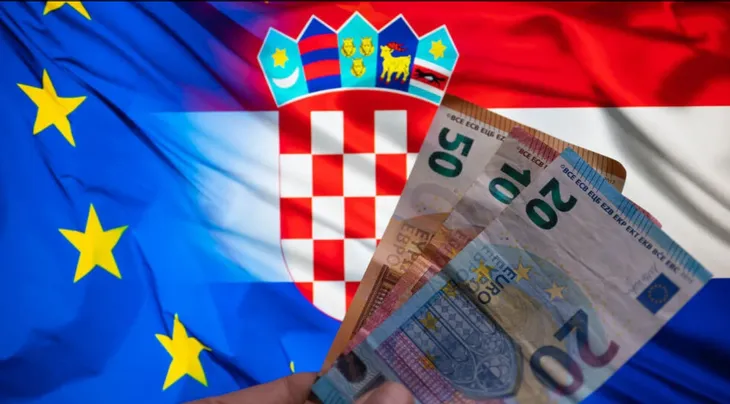 Khu vực sử dụng đồng tiền chung Euro và Schengen có thêm thành viên mới - Ảnh 1. Khu vực sử dụng đồng tiền chung Euro và Schengen có thêm thành viên mới - Ảnh 1.