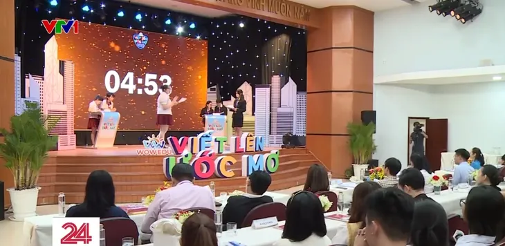 TP Hồ Chí Minh: Học sinh hào hứng Viết lên ước mơ nghề nghiệp - Ảnh 3. TP Hồ Chí Minh: Học sinh hào hứng Viết lên ước mơ nghề nghiệp - Ảnh 3.