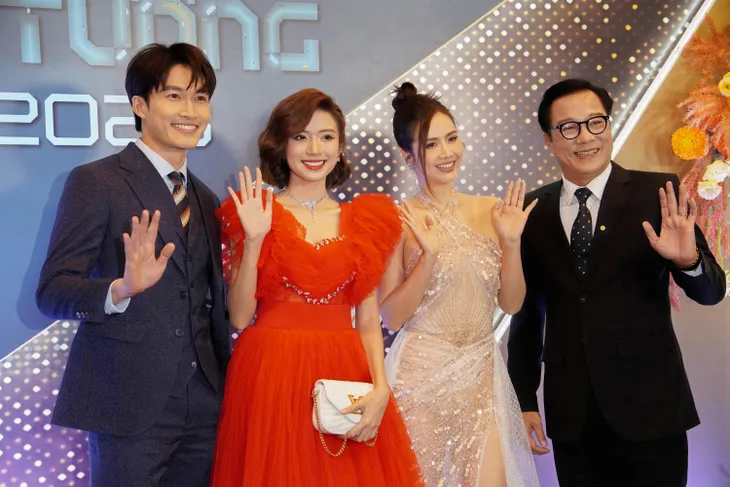 Mỹ nhân vũ trụ điện ảnh VTV đọ sắc tại VTV Awards 2022 - Ảnh 2. Mỹ nhân vũ trụ điện ảnh VTV đọ sắc tại VTV Awards 2022 - Ảnh 2.