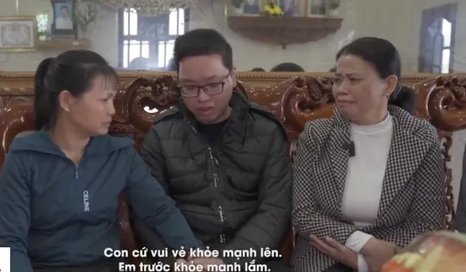 Cuộc đoàn tụ đặc biệt sau 1 năm trái tim hồi sinh - Ảnh 1. Cuộc đoàn tụ đặc biệt sau 1 năm trái tim hồi sinh - Ảnh 1.