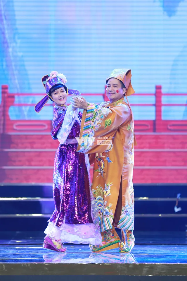 Táo quân 2023: Táo Giao thông Chí Trung lắm mưu nhiều kế - Ảnh 9. Táo quân 2023: Táo Giao thông Chí Trung lắm mưu nhiều kế - Ảnh 9.