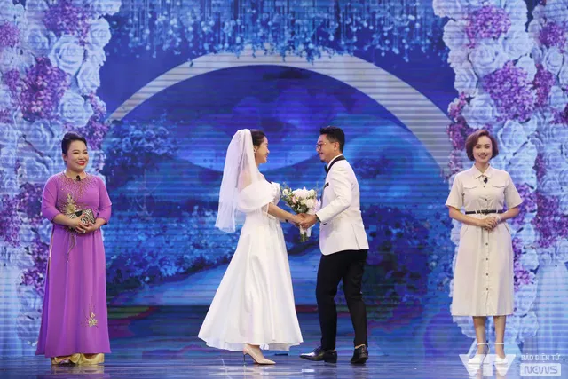 Vợ chồng Lâm Vỹ Dạ làm đám cưới trong Gala cười 2023 - Ảnh 4. Vợ chồng Lâm Vỹ Dạ làm đám cưới trong Gala cười 2023 - Ảnh 4.