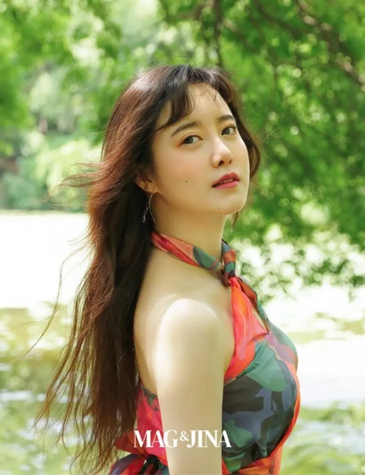 Goo Hye Sun gây chú ý với bảng điểm đẹp rực rỡ - Ảnh 1. Goo Hye Sun gây chú ý với bảng điểm đẹp rực rỡ - Ảnh 1.