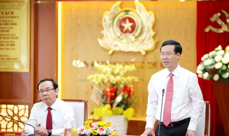 Lực lượng công an đảm bảo cuộc sống bình yên cho nhân dân - Ảnh 1. Lực lượng công an đảm bảo cuộc sống bình yên cho nhân dân - Ảnh 1.