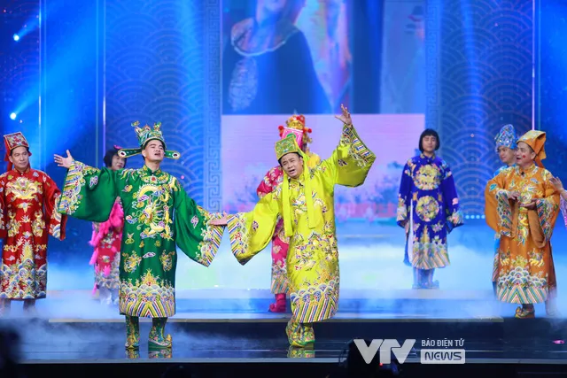 Táo quân 2023: Loạt ca khúc chế đình đám 20 năm qua - Ảnh 4. Táo quân 2023: Loạt ca khúc chế đình đám 20 năm qua - Ảnh 4.