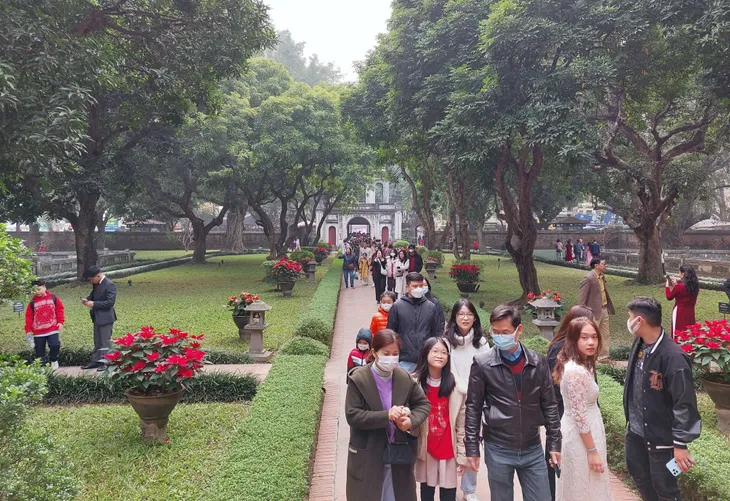 Xin chữ đầu năm: Nét đẹp văn hóa truyền thống - Ảnh 2. Xin chữ đầu năm: Nét đẹp văn hóa truyền thống - Ảnh 2.