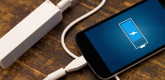Tại sao pin điện thoại thông minh chỉ kéo dài một ngày? - Ảnh 1. Tại sao pin điện thoại thông minh chỉ kéo dài một ngày? - Ảnh 1.