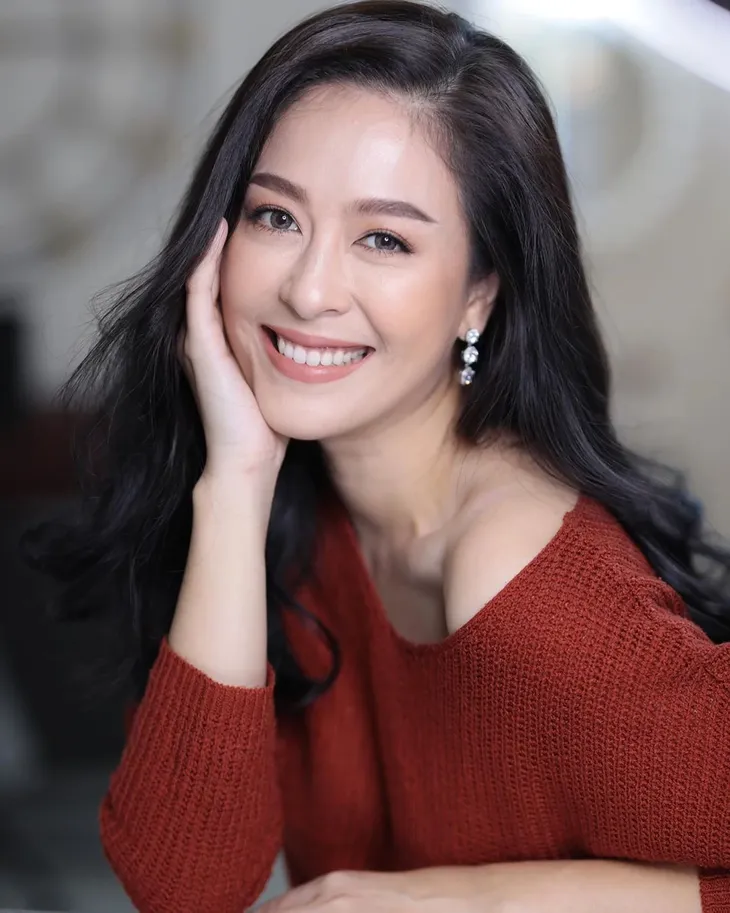 Hoa hậu Thái Lan làm nữ chính trong phim mới trên VTV9 - Ảnh 4. Hoa hậu Thái Lan làm nữ chính trong phim mới trên VTV9 - Ảnh 4.
